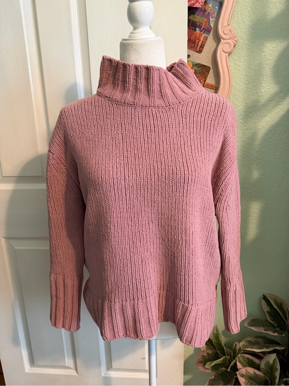 Philosophy Dusty Rose Ribbed Turtleneck Sweater